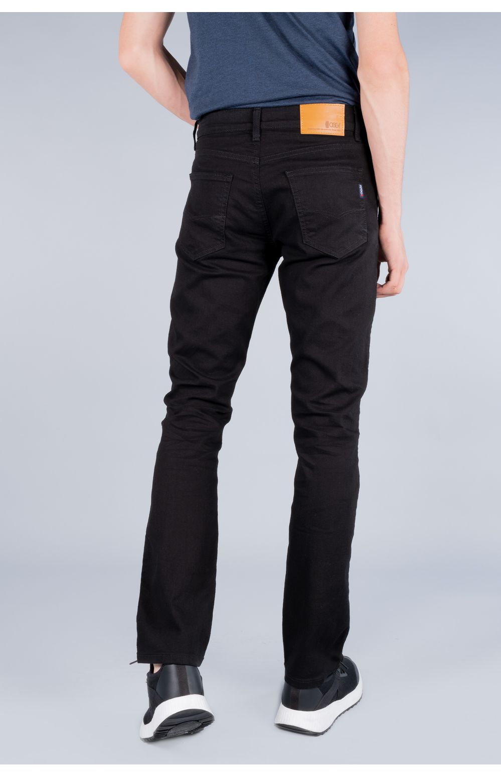 Jeans Oggi Hombre Mezclilla Negro Iron Slim