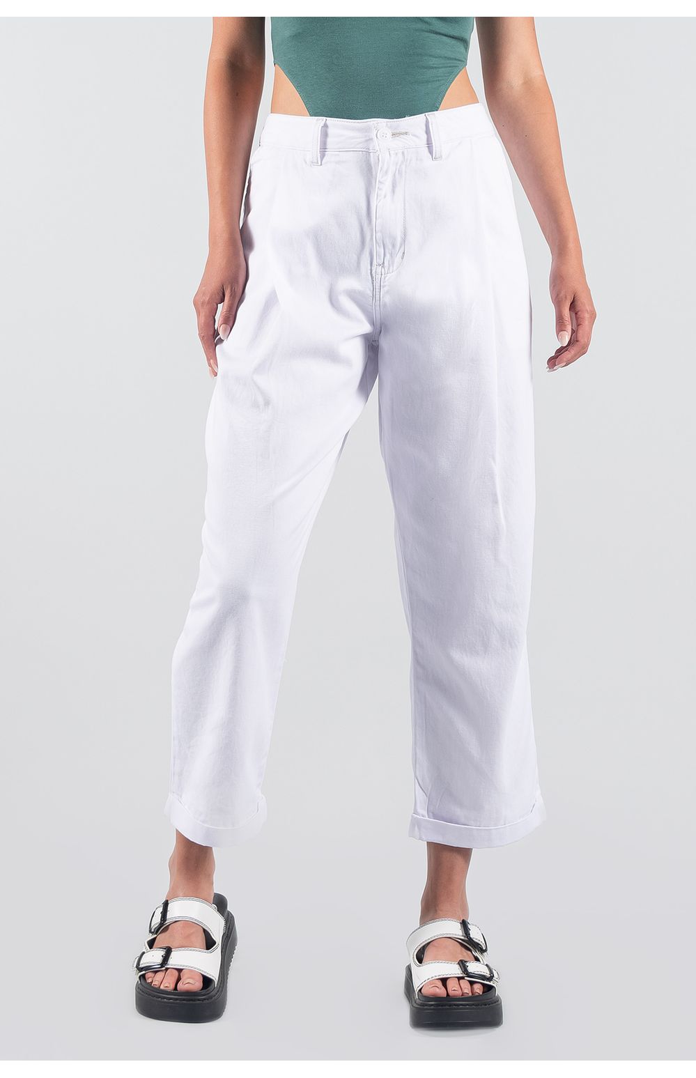 Pantalón Capri Oggi Mujer Gabardina Blanco 2212162 Loose