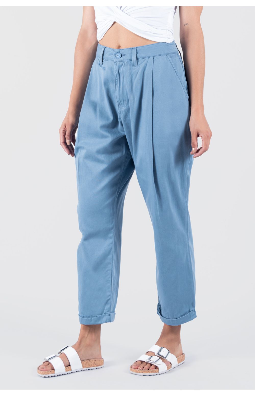 Pantalón Amplio Oggi Mujer Gabardina Azul Claro 2212163 Regular