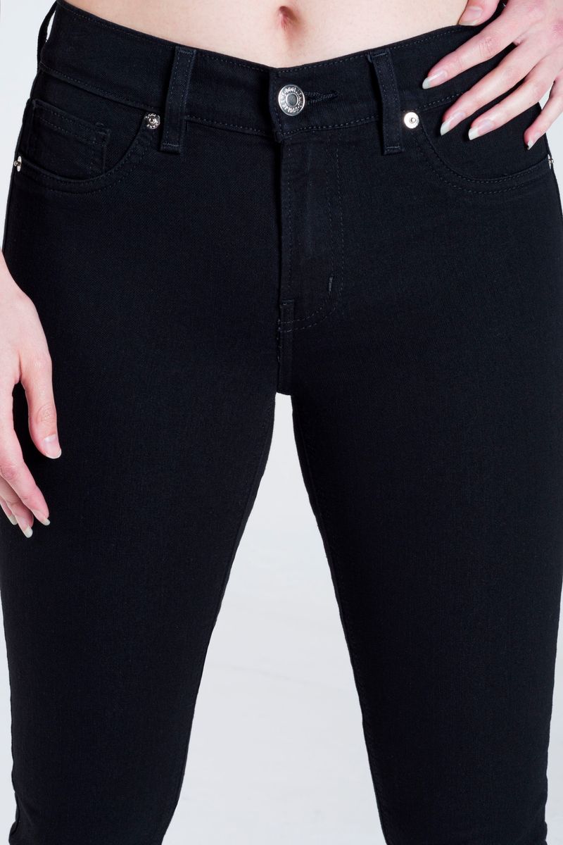 MILAH-BLACK-BLACK_VISTA4
