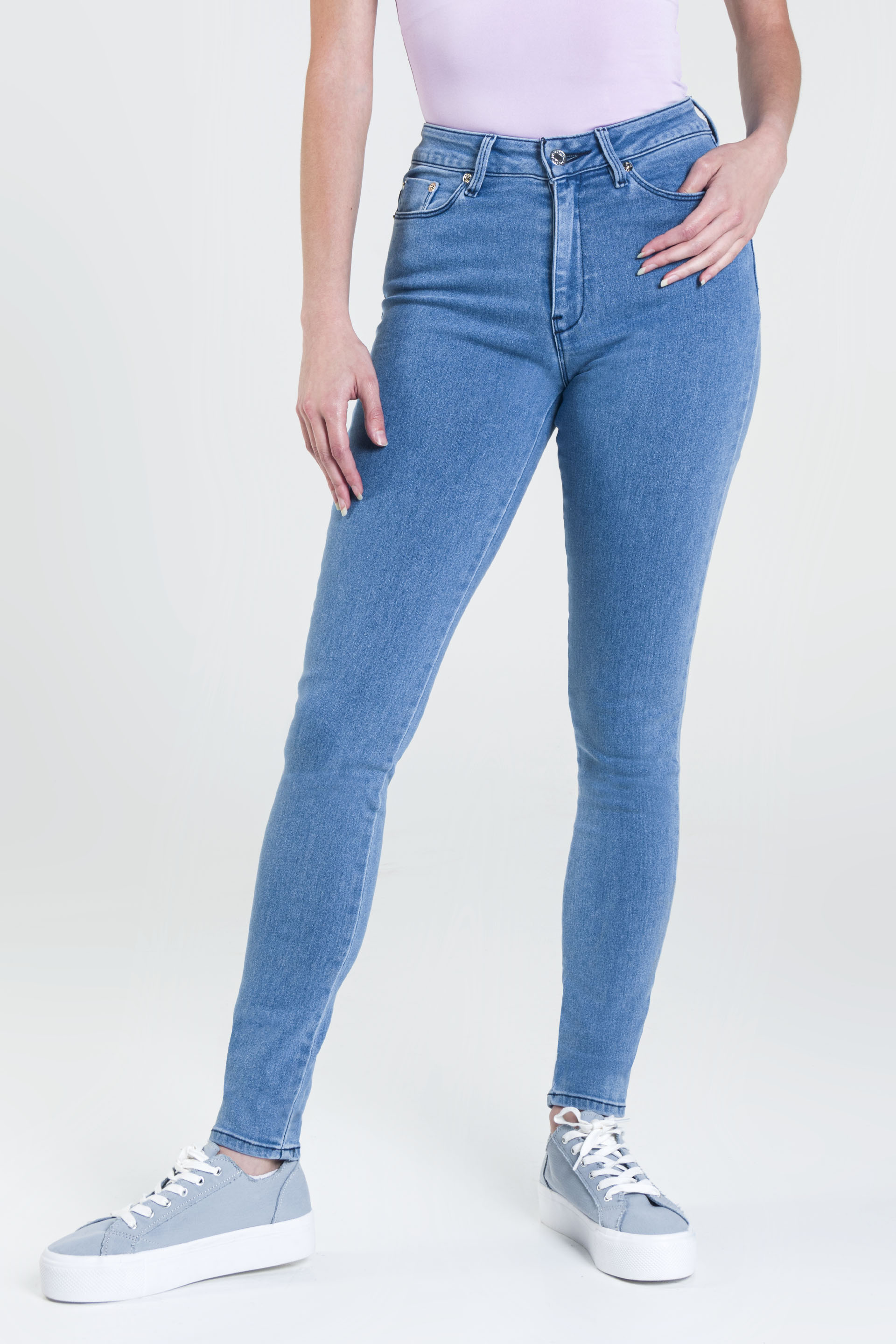 JeansOggiMujerMezclillaAzulClaroLucy5719192SúperSkinny