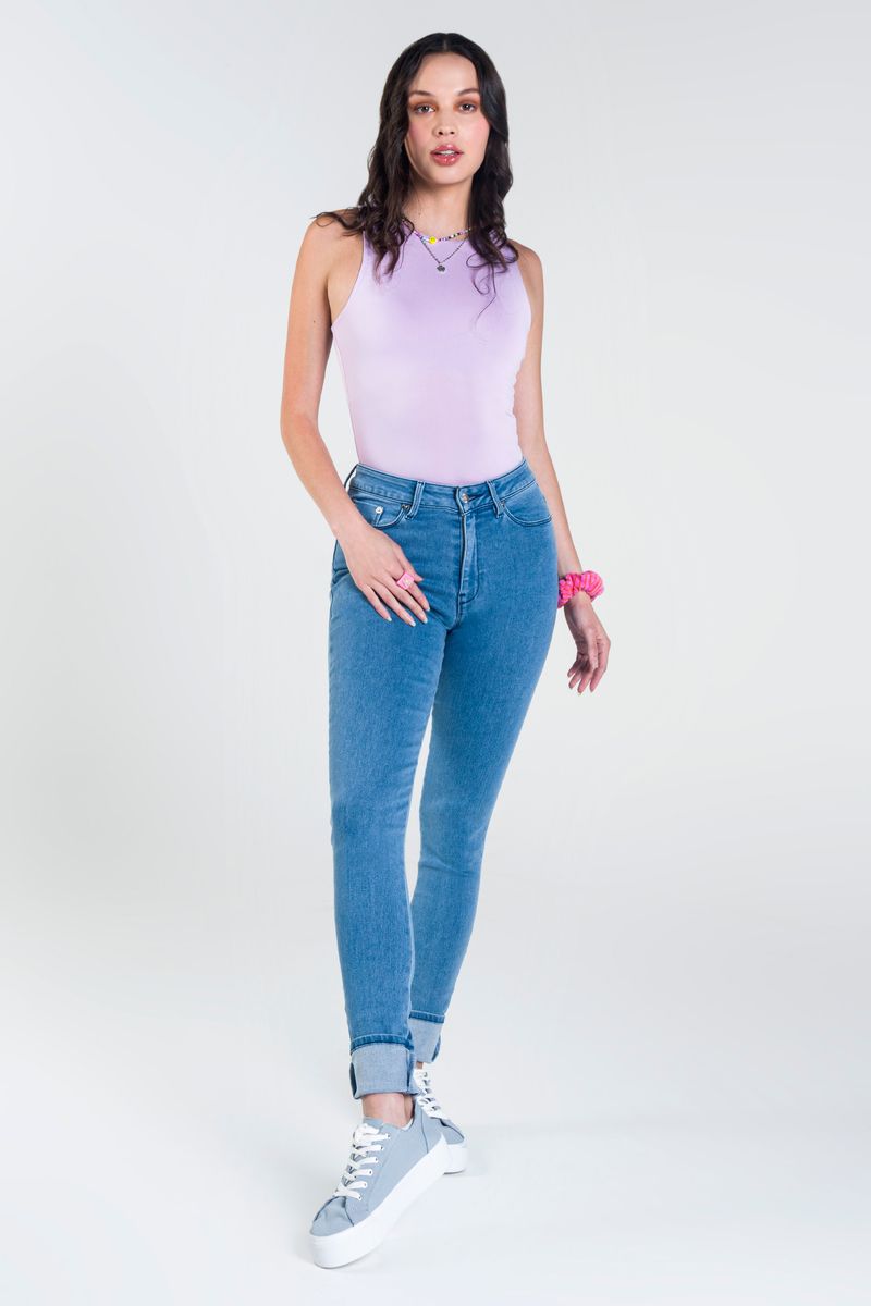 LUCY-SATIN-SKY_VISTA6