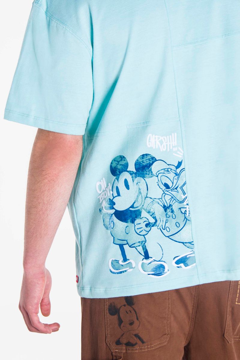 Playera_Oggi_Disney_Hombre_Chifon_Azul_Claro_D2241403_Regular_Detalle2