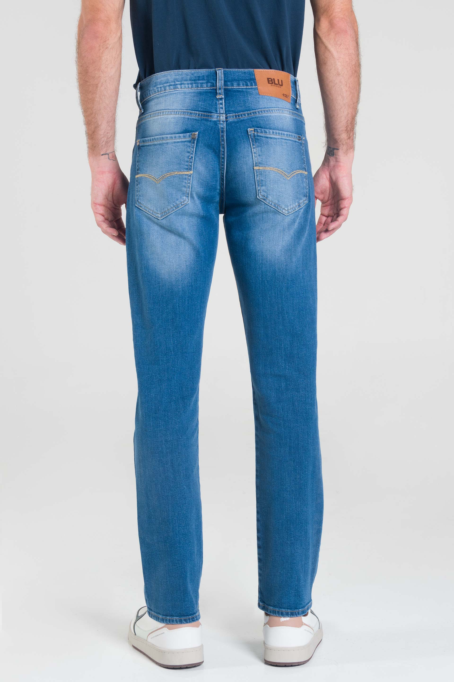 oggi vaxter slim straight