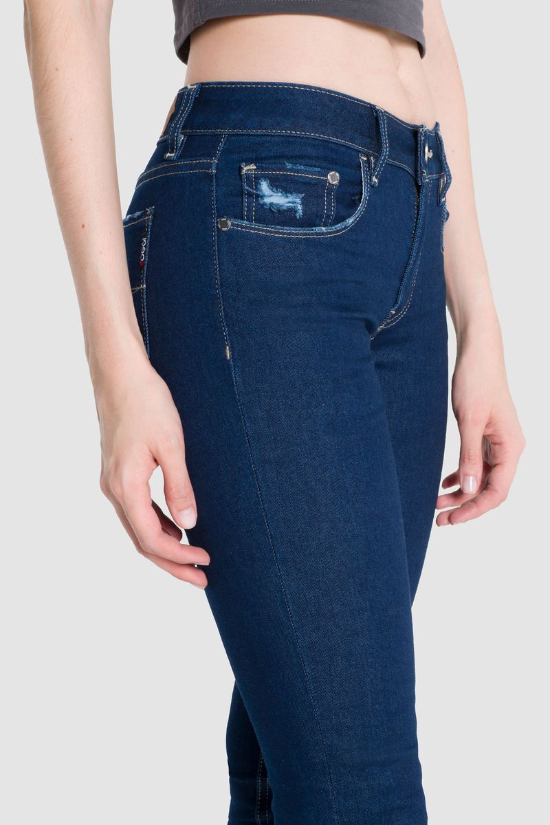 CAROLVINTAGE2242120-VISTA4