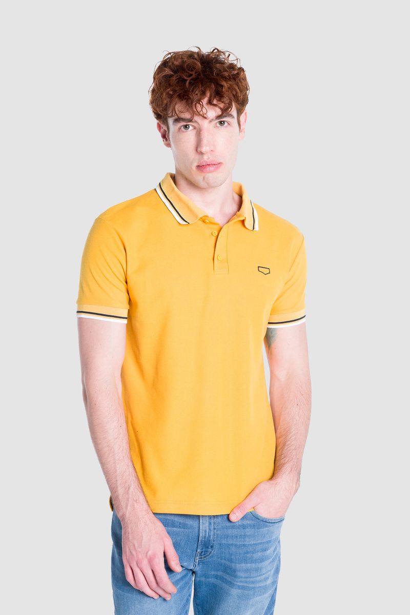 XPLPOLOST-YELLOW-LIGHT_vista1