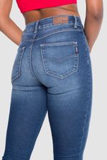 LUCY-VINTAGE-2312108-VISTA5