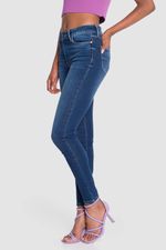 LUCY-VINTAGE-2312109-VISTA2