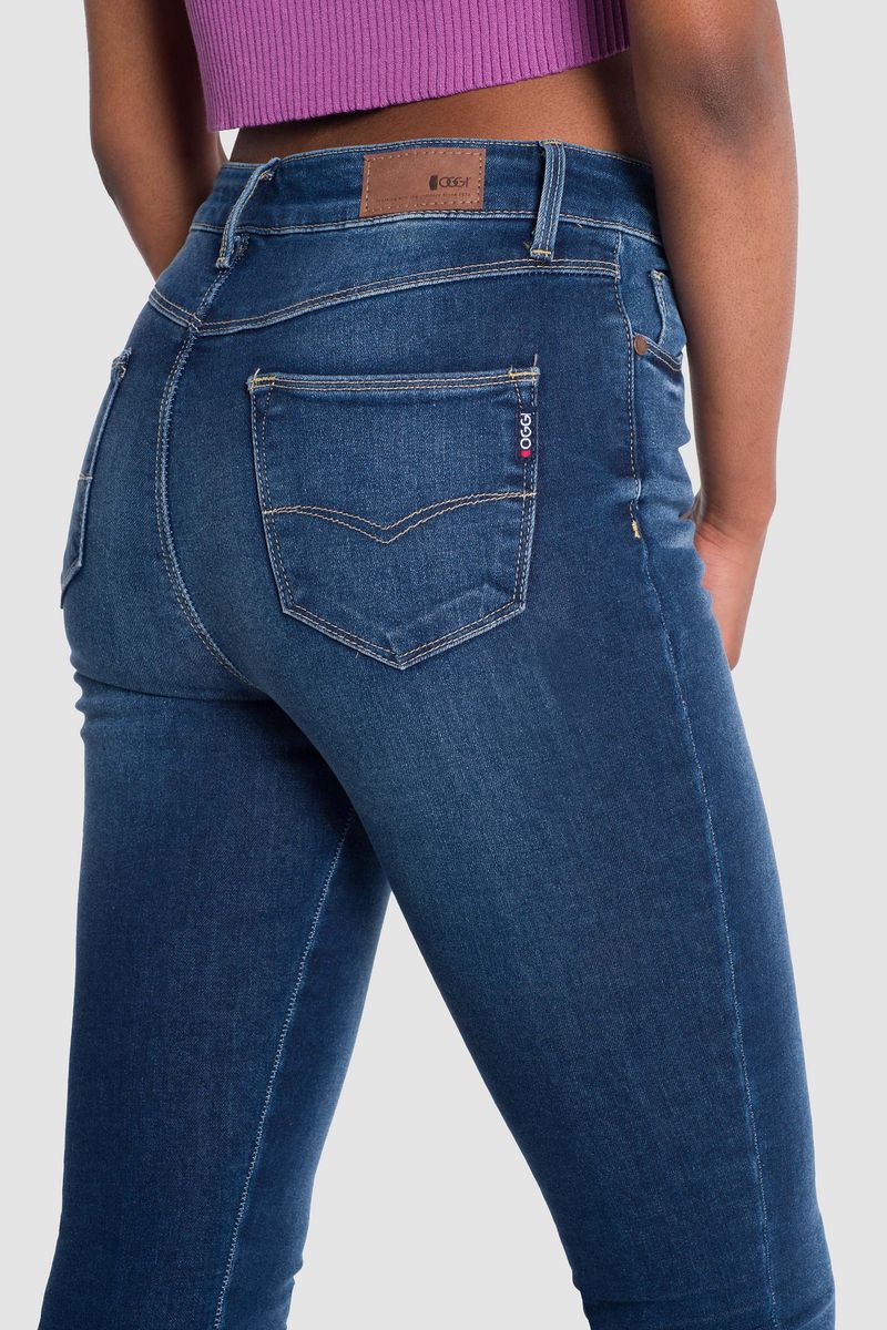 LUCY-VINTAGE-2312109-VISTA5