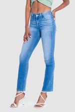 YESS-VINTAGE-2312119_vista2