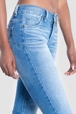YESS-VINTAGE-2312119_vista4