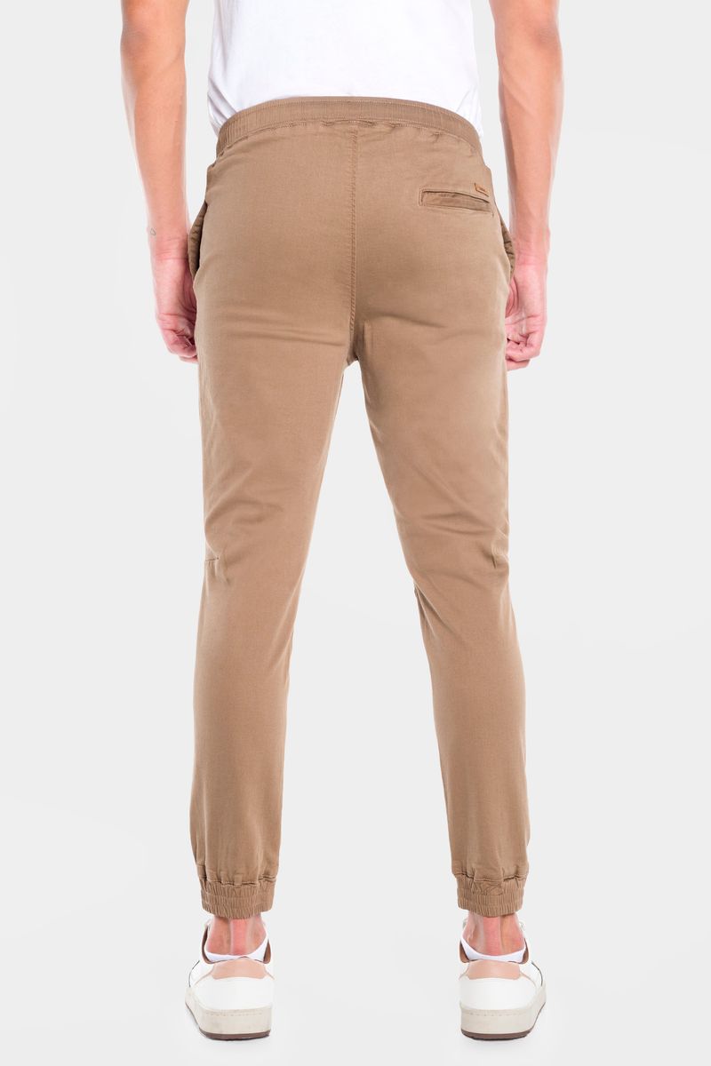JOGGER-2311142_VISTA3