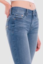 YESS-BLU-2312121-VISTA4