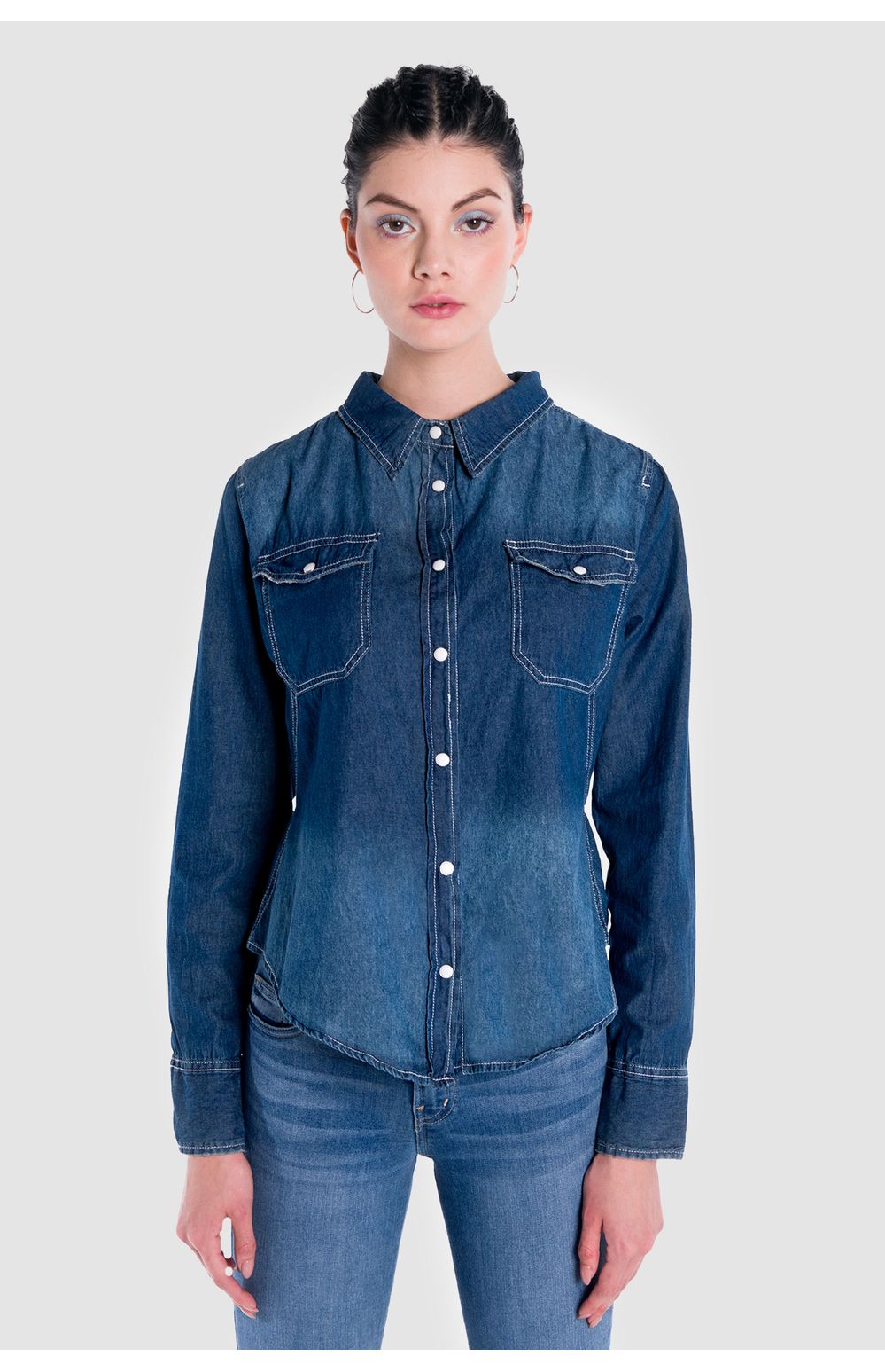 Blusa Oggi Mujer Mezclilla Azul Medio 2312305 Slim