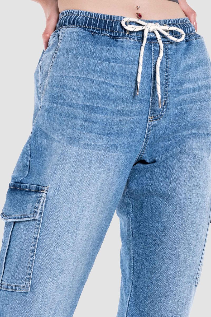 JOGGER-CARGO-2100-SKY_vista4