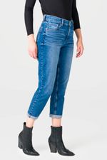 MOM-VINTAGE-2342120_VISTA2