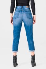 MOM-VINTAGE-2342120_VISTA3