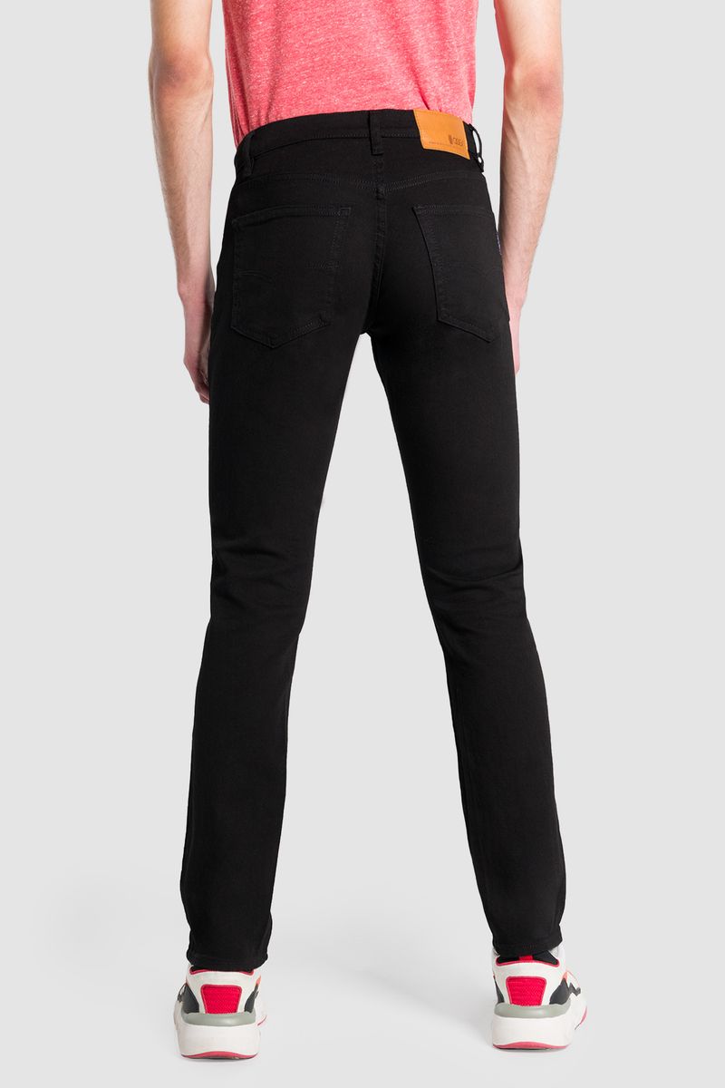 IRON-REBEL-BLACK-BLACK_vista3