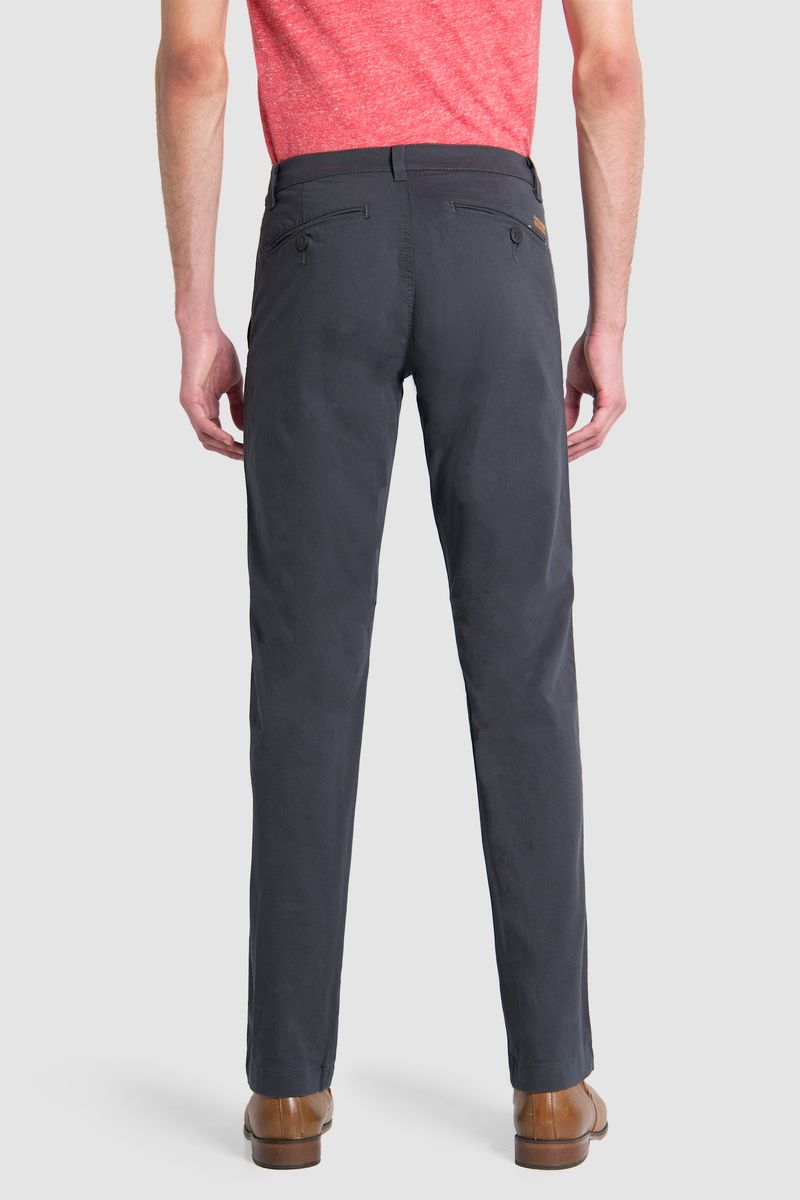 CHINOS-900-MOVIN-OXFORD-VISTA3